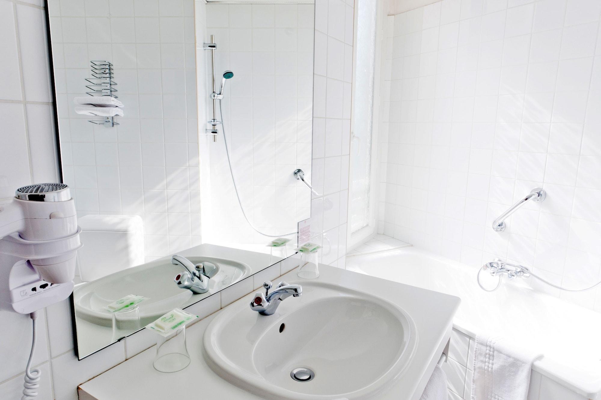Hotel Continental Лурд Екстер'єр фото